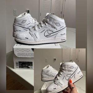 Jordan 1 mid